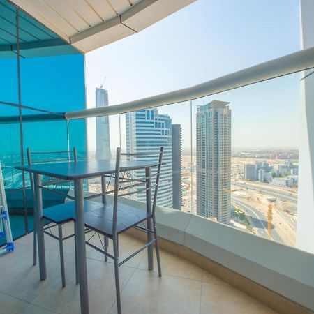 Appartamento Luxury Escapes - Modern Budget Studio With Balcony In Jlt! Dubai Esterno foto